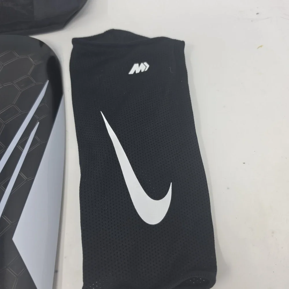 Nike Mercurial Lite Shin Guards - XL size fit 5'11